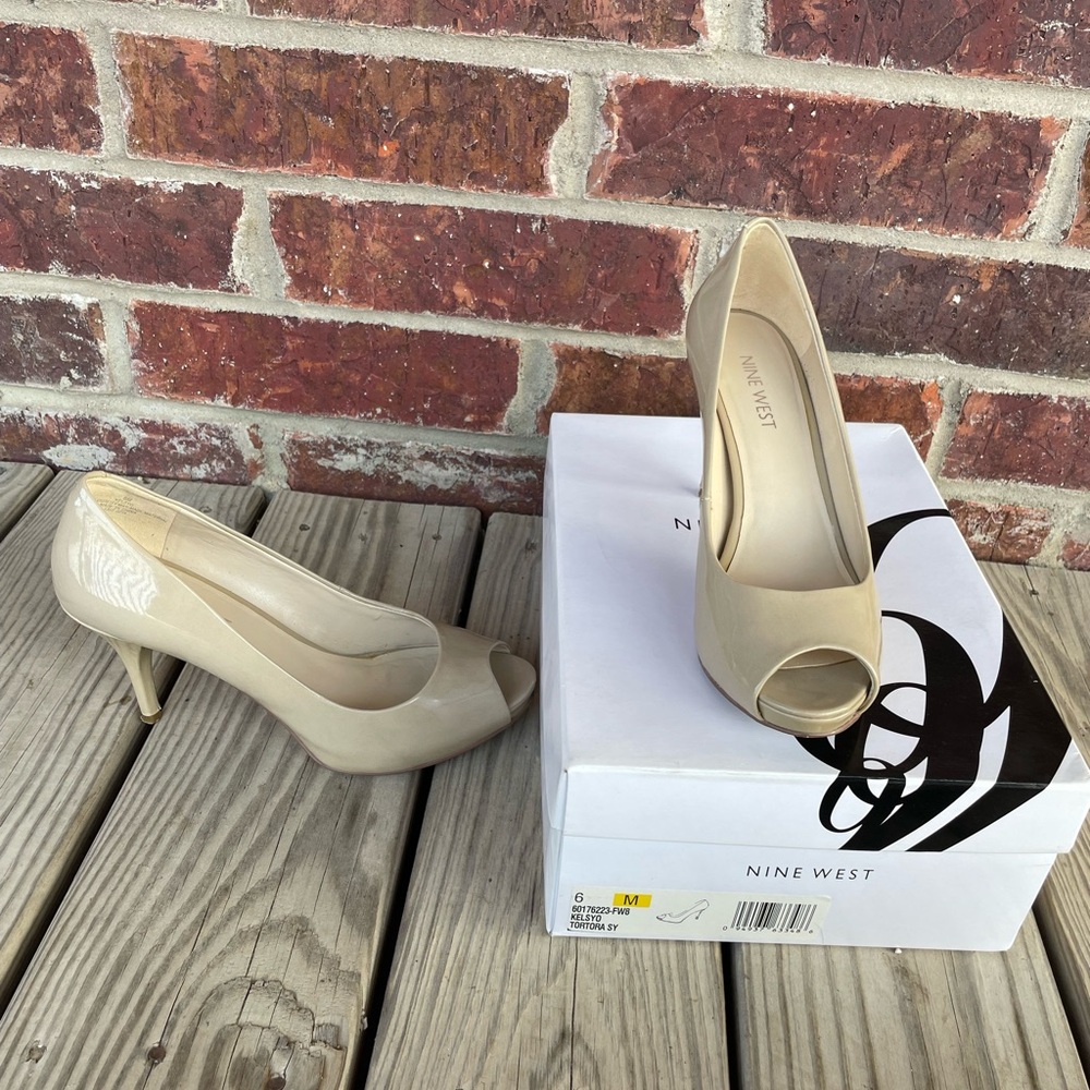 Women’s Nude Or Beige Nine West Kelsyo Patent Peep Toe High Heels Size 6